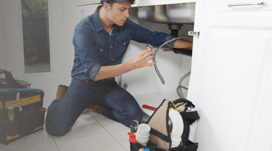 Professional same day plumber in Vandalia, MI